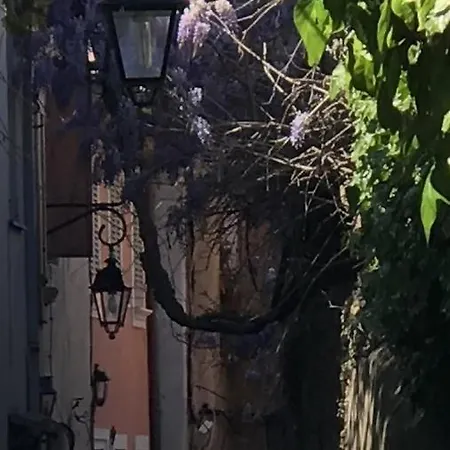 Place Des Lices Tropez Сен-Тропе