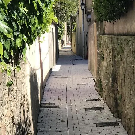 Place Des Lices Tropez * Сен-Тропе
