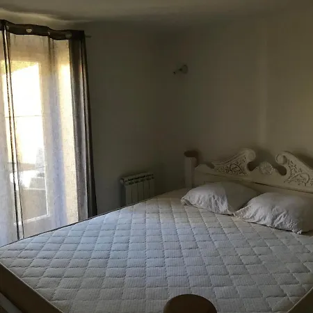 Place Des Lices Tropez Апартаменти *